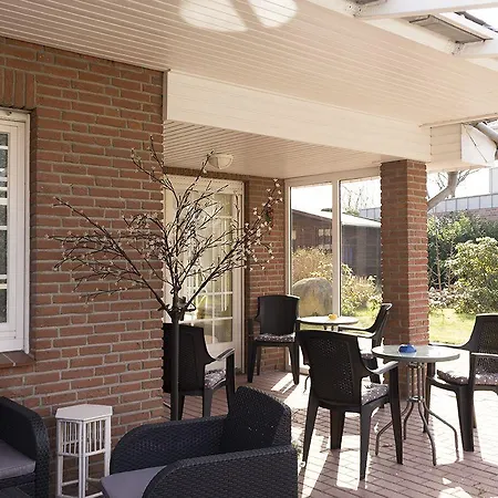 Blumen-villa מלון 3*