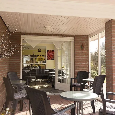 Blumen-villa מלון 3*