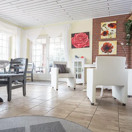 Blumen-villa מלון