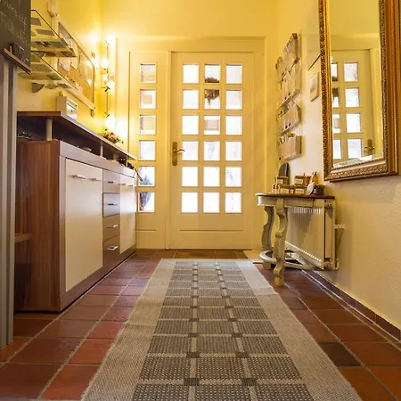 Blumen-villa Guest house 3*